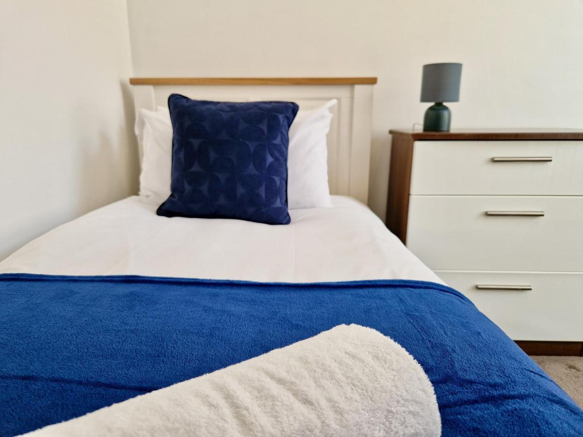 Incredible Private Rooms All With Private Bathrooms In A Fully Serviced House Next To City Centre With Free Parking Coventry Luaran gambar